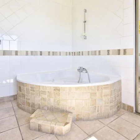 Maison Avec, Piscine & Vue - - Maison Avec, Piscine & Vue - Mae-2393 Villa Antibes